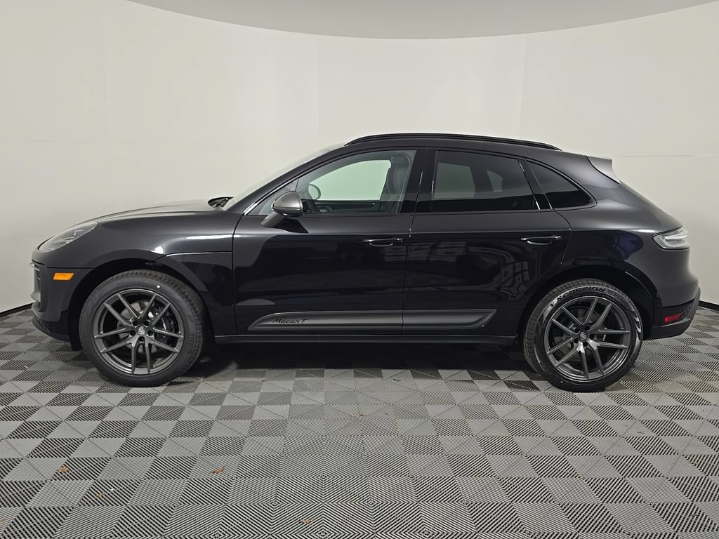 Certified 2026 Porsche Macan Turbo AWD/4WD image 2