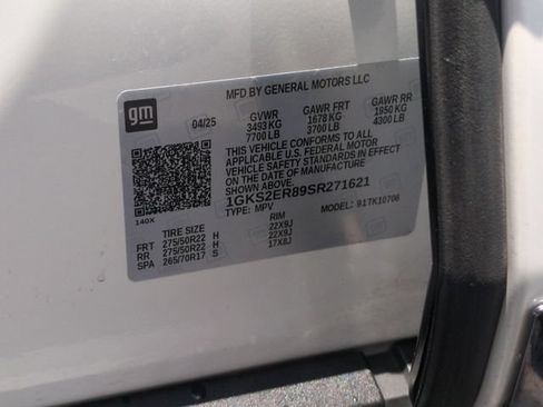Used 2025 GMC Yukon Denali Ultimate w/ LPO, Floor Liner Package AWD/4WD image 35