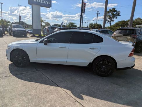 Certified 2024 Volvo S60 B5 Plus w/ Climate Package FWD image 7