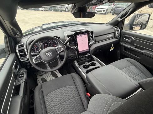 New 2026 RAM 3500 Big Horn AWD/4WD image 45