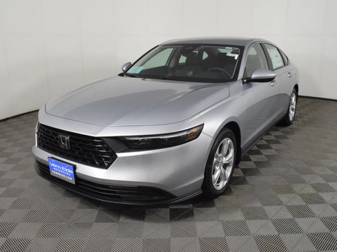 New 2026 Honda Accord LX image 10