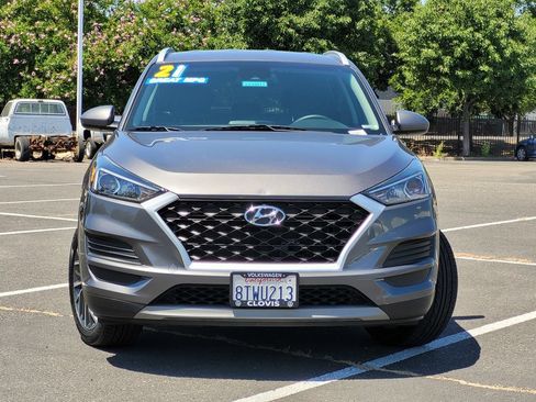 Used 2021 Hyundai Tucson SEL FWD image 3