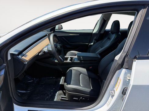 Used 2023 Tesla Model 3 Standard Range RWD image 10