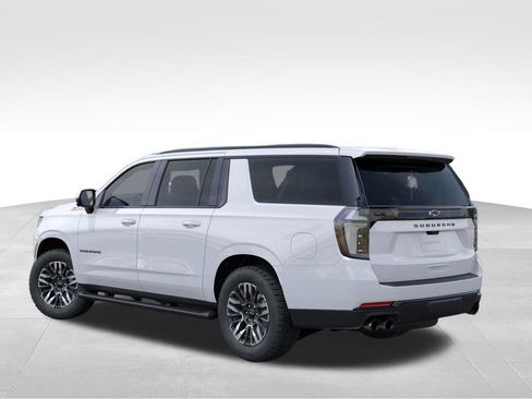New 2026 Chevrolet Suburban Z71 w/ Comfort Package AWD/4WD image 3