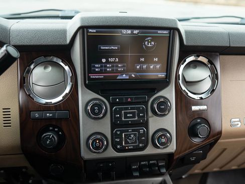 Used 2013 Ford F350 Lariat w/ Chrome Pkg image 22