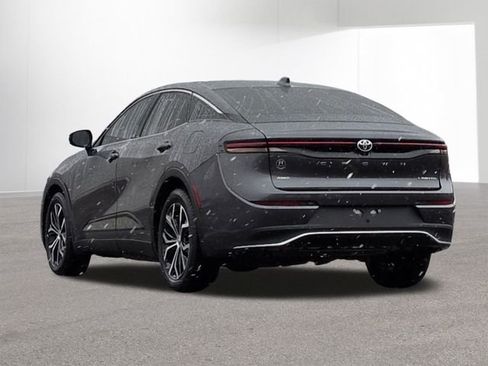 Certified 2023 Toyota Crown Limited image 8