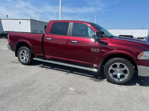 Used 2018 RAM 1500 Laramie w/ Convenience Group AWD/4WD image 6