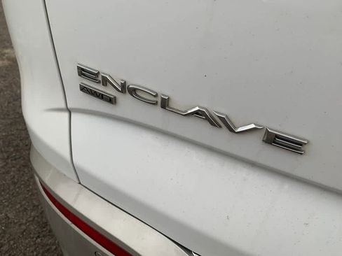 Used 2020 Buick Enclave Essence w/ Sound and Sites Package image 5