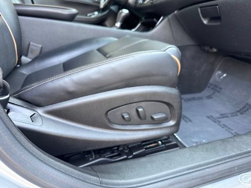 Used 2017 Chevrolet Impala Premier FWD image 33