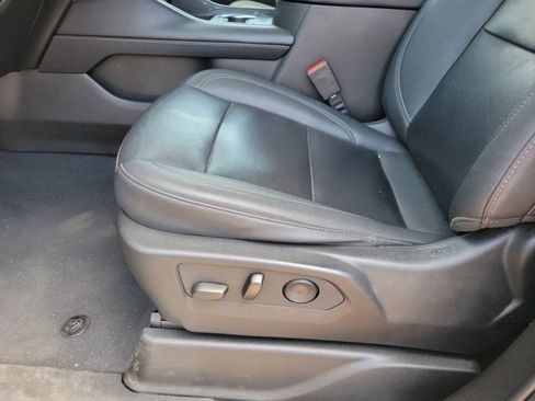 Used 2023 Chevrolet Tahoe LT image 6