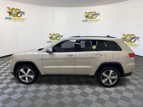 Used 2015 Jeep Grand Cherokee Limited w/ Trailer Tow Group IV image 6