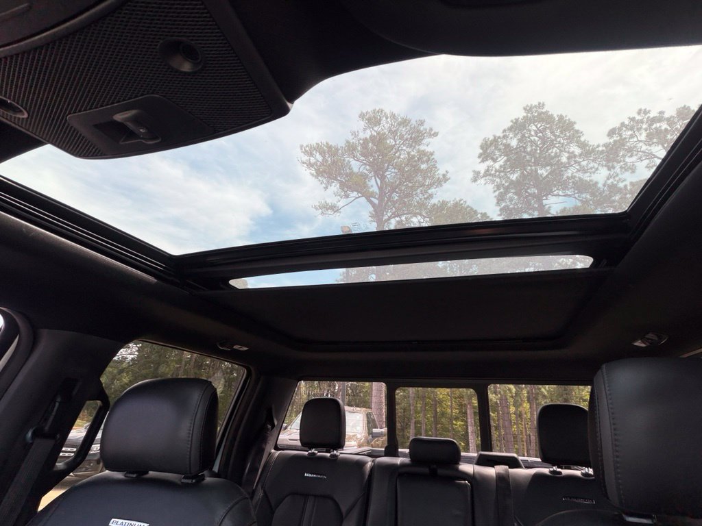 Used 2016 Ford F150 Platinum w/ Equipment Group 701A Luxury RWD image 22