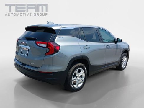 Used 2024 GMC Terrain SLE AWD/4WD image 6
