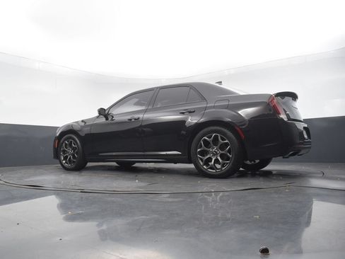 Used 2018 Chrysler 300 S w/ 300S Premium Group AWD/4WD image 48