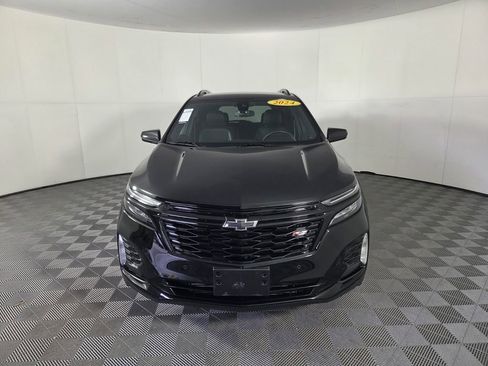 Used 2024 Chevrolet Equinox RS AWD/4WD image 3