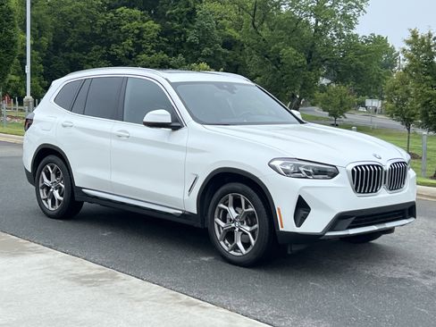 Used 2024 BMW X3 xDrive30i AWD/4WD image 1