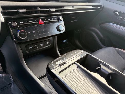 Certified 2025 Hyundai Tucson N Line image 13