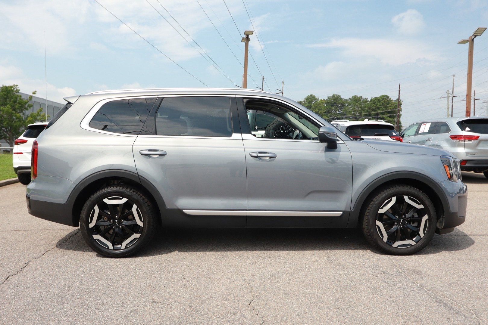 Used 2024 Kia Telluride S w/ S Sunroof Package AWD/4WD image 6