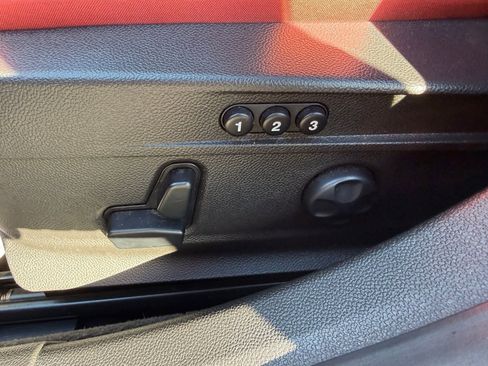 Used 2019 Alfa Romeo Giulia Ti w/ Quick Order Package 22Z Lusso image 16