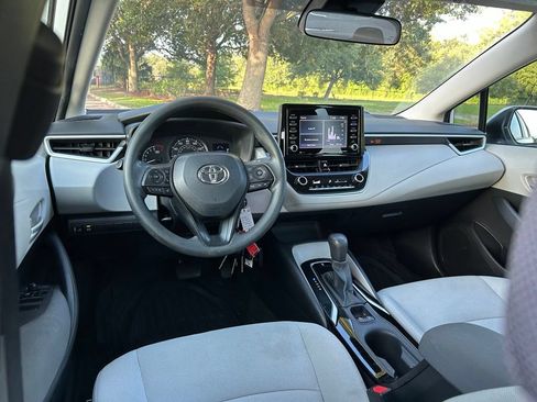 Used 2021 Toyota Corolla L FWD image 13