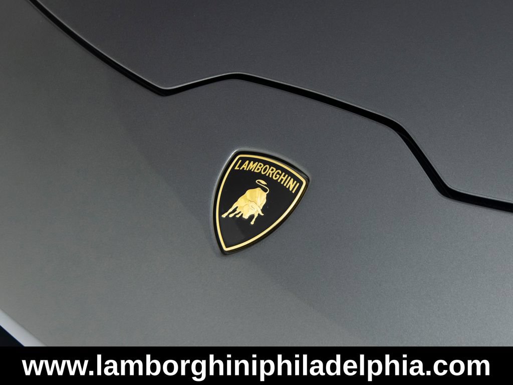 Used 2015 Lamborghini Huracan LP 610-4 AWD/4WD image 43