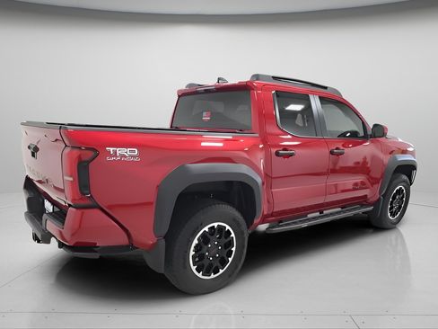 Used 2025 Toyota Tacoma TRD Off-Road AWD/4WD image 6