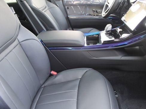 New 2026 Land Rover Range Rover Sport Dynamic SE AWD/4WD image 3