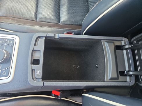 Used 2016 Jeep Grand Cherokee Overland image 28