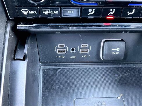 Certified 2023 Jeep Grand Cherokee Altitude AWD/4WD image 18