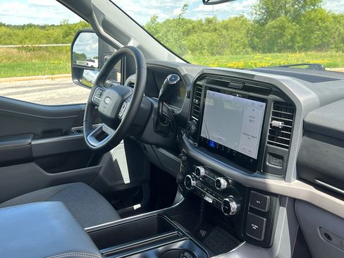 Used 2025 Ford F150 XLT w/ Equipment Group 302A MID AWD/4WD image 26