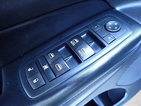 Used 2017 Jeep Grand Cherokee Laredo w/ Quick Order Package 23E image 13