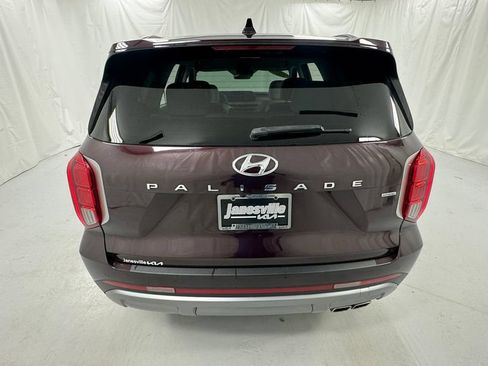 Used 2023 Hyundai Palisade SEL w/ Cargo Package AWD/4WD image 4