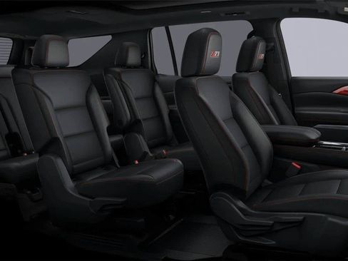 New 2026 Chevrolet Traverse Z71 w/ Driver Confidence Package AWD/4WD image 6