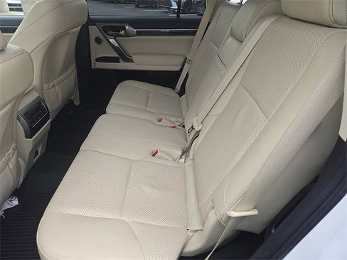 Certified 2022 Lexus GX 460 Luxury image 15