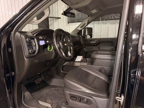 Used 2021 Chevrolet Silverado 2500 LTZ w/ LTZ Convenience Package AWD/4WD image 28