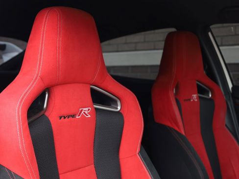 Used 2020 Honda Civic Type R image 29