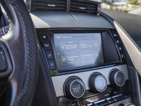 Used 2017 Jaguar F-TYPE Convertible image 37