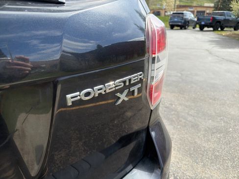 Used 2015 Subaru Forester 2.0XT Touring AWD/4WD image 11