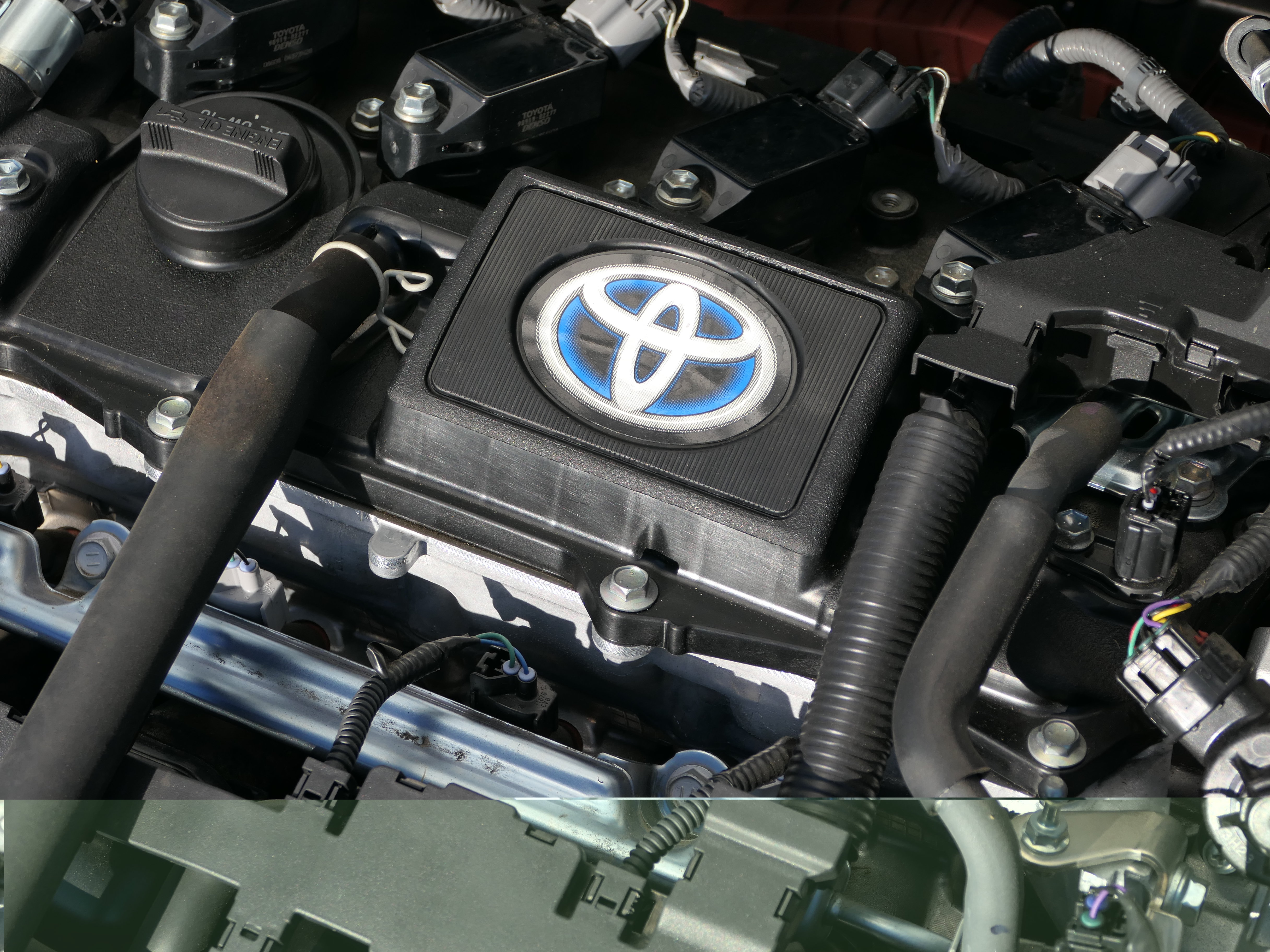 Used 2024 Toyota Corolla SE w/ SE Package FWD image 29