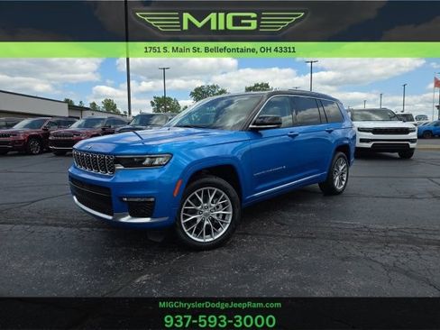 Used 2023 Jeep Grand Cherokee L Summit w/ Advanced Protech Group IV AWD/4WD image 1