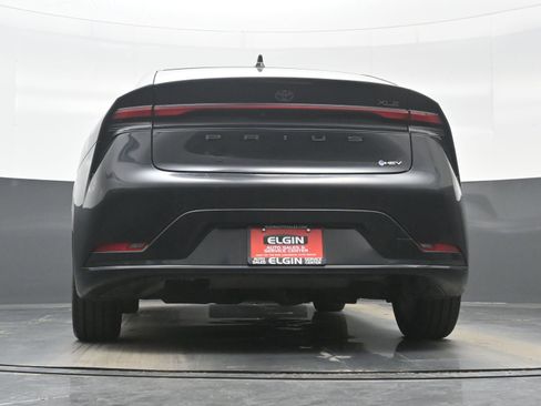 Used 2024 Toyota Prius XLE image 28