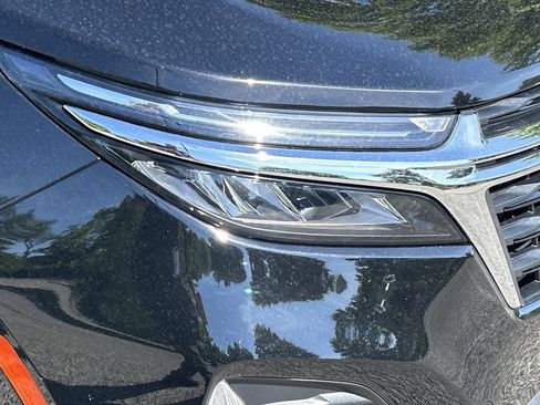 Used 2024 Chevrolet Equinox LT FWD image 10