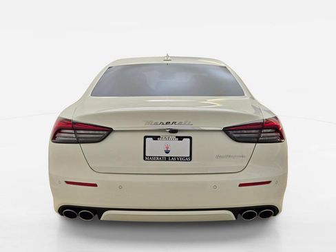 Used 2023 Maserati Quattroporte GT RWD image 11