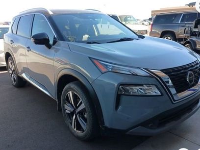 Used 2021 Nissan Rogue SL w/ Premium Package