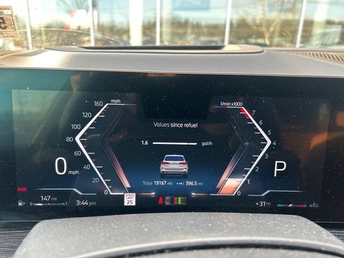 Used 2024 BMW X5 xDrive40i w/ M Sport Package image 6