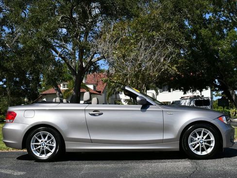 Used 2011 BMW 128i Convertible image 40