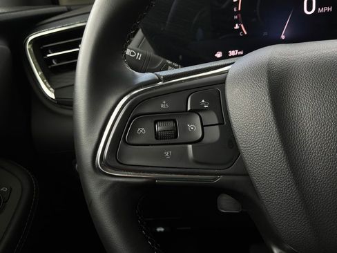 Used 2025 Buick Encore GX Preferred FWD image 32