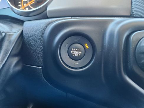 Used 2022 Jeep Wrangler Unlimited Sport AWD/4WD image 23