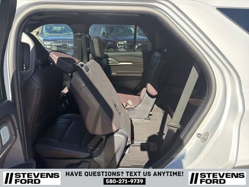 Used 2025 Ford Explorer Platinum w/ LUX Leather Package image 35