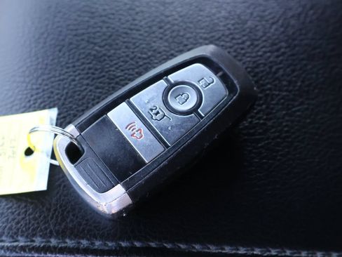 Used 2020 Ford Expedition XLT AWD/4WD image 27